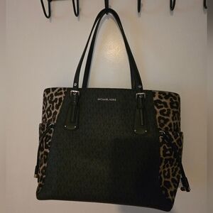 Michael Kors Large Leopard Tote